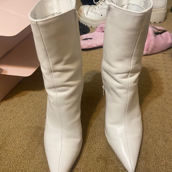 Only used once white booties - Picture 2 of 4